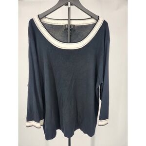 Finity Woman Navy Blue White Trim Scoop Neck Ribbed Knit Sweater Top 2X